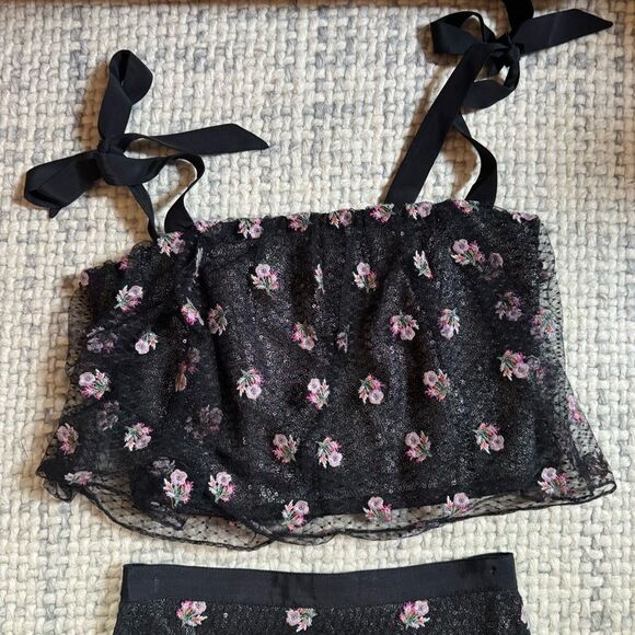 SALONI Black Jemi Top Aidan Embroidered Flower Midi Skirt Set 0 - Picture 5 of 7